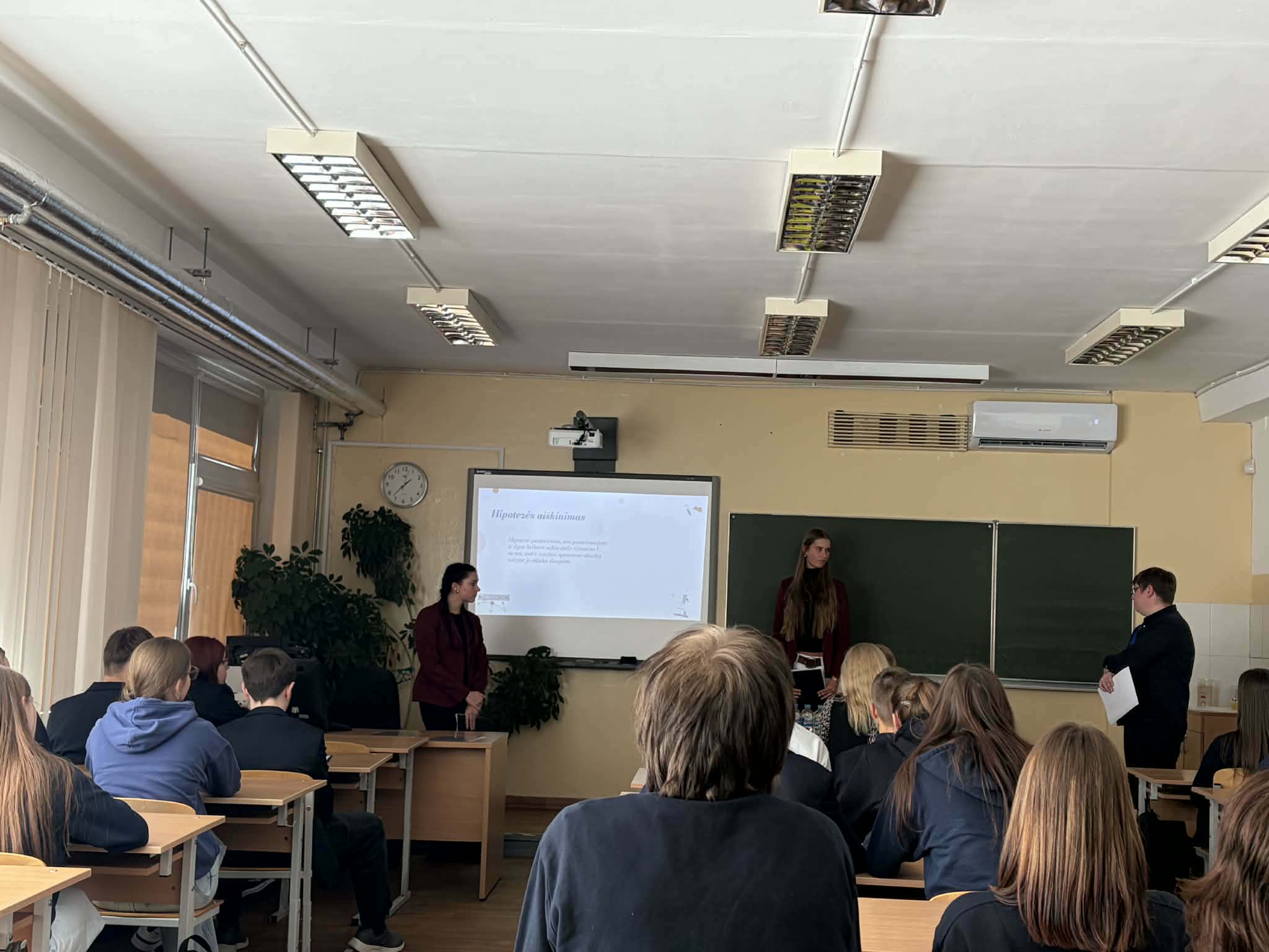 🧪 Sėkmė respublikinėje gamtos mokslų konferencijoje